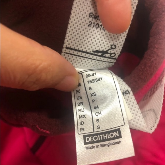 Brand new exercise sweater - Picture 5 of 8